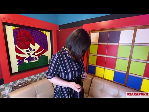 ❤️ Japönsk sæta með stór brjóst fróar sér með kynlífsleikföngum og fær fullnægingu. Hún talar í viðtali um helvítis reynslu sína. Risastór brjóst og loðin kisa stynja hátt. Osakaporn ️❌ Bara klám á is.pornohammer.ru ❌️❤