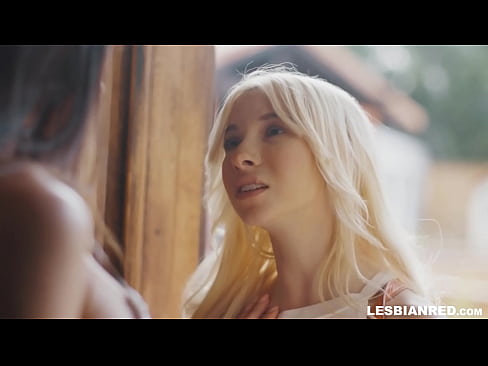 ❤️ Stelpan kemur heim nokkrum mánuðum síðar og endar með því að borða kisu stjúpmömmu sinnar ️❌ Bara klám á is.pornohammer.ru ❌️❤